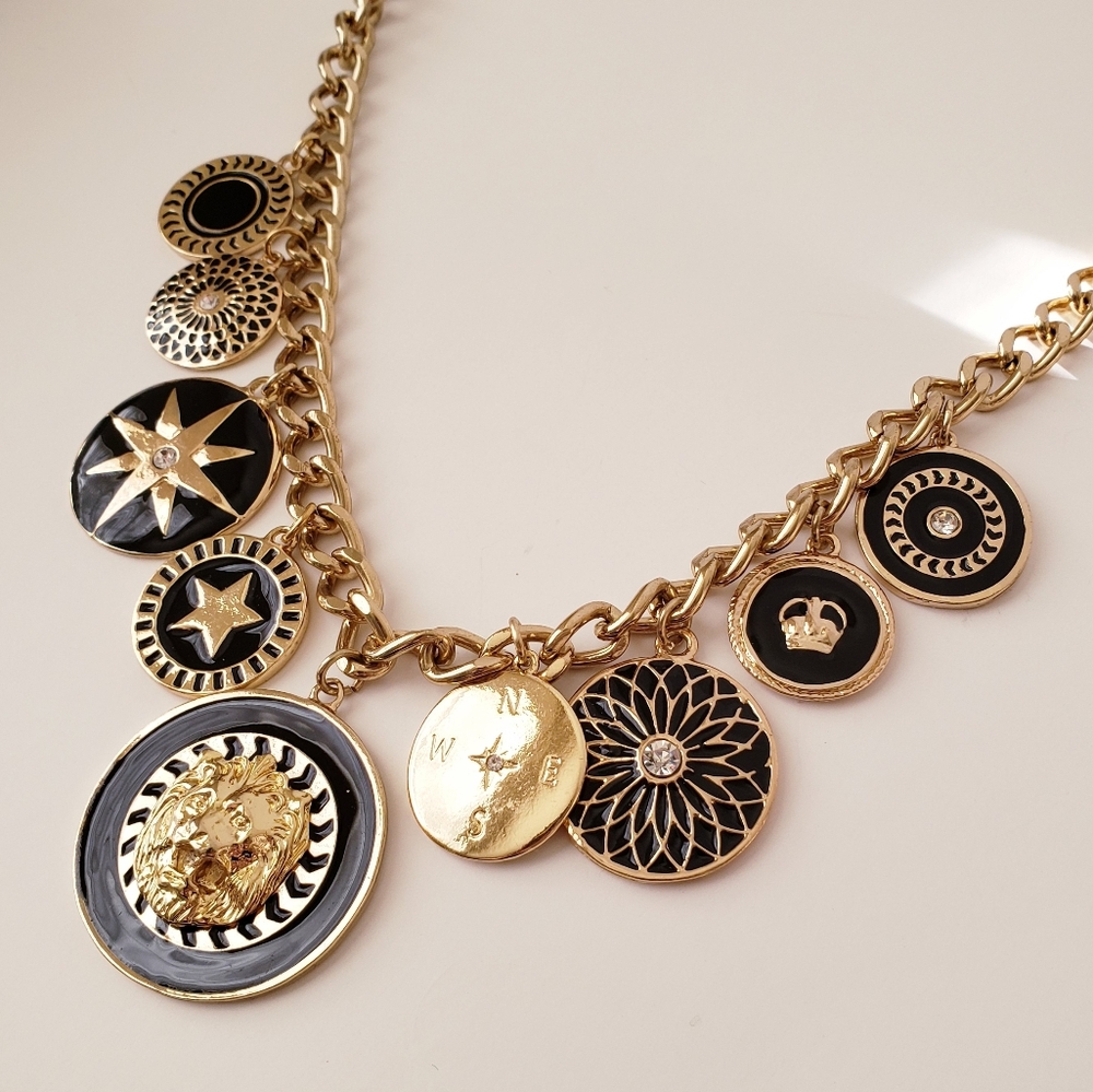 Gold Tone Lion Star Necklace - Picture 10 of 12